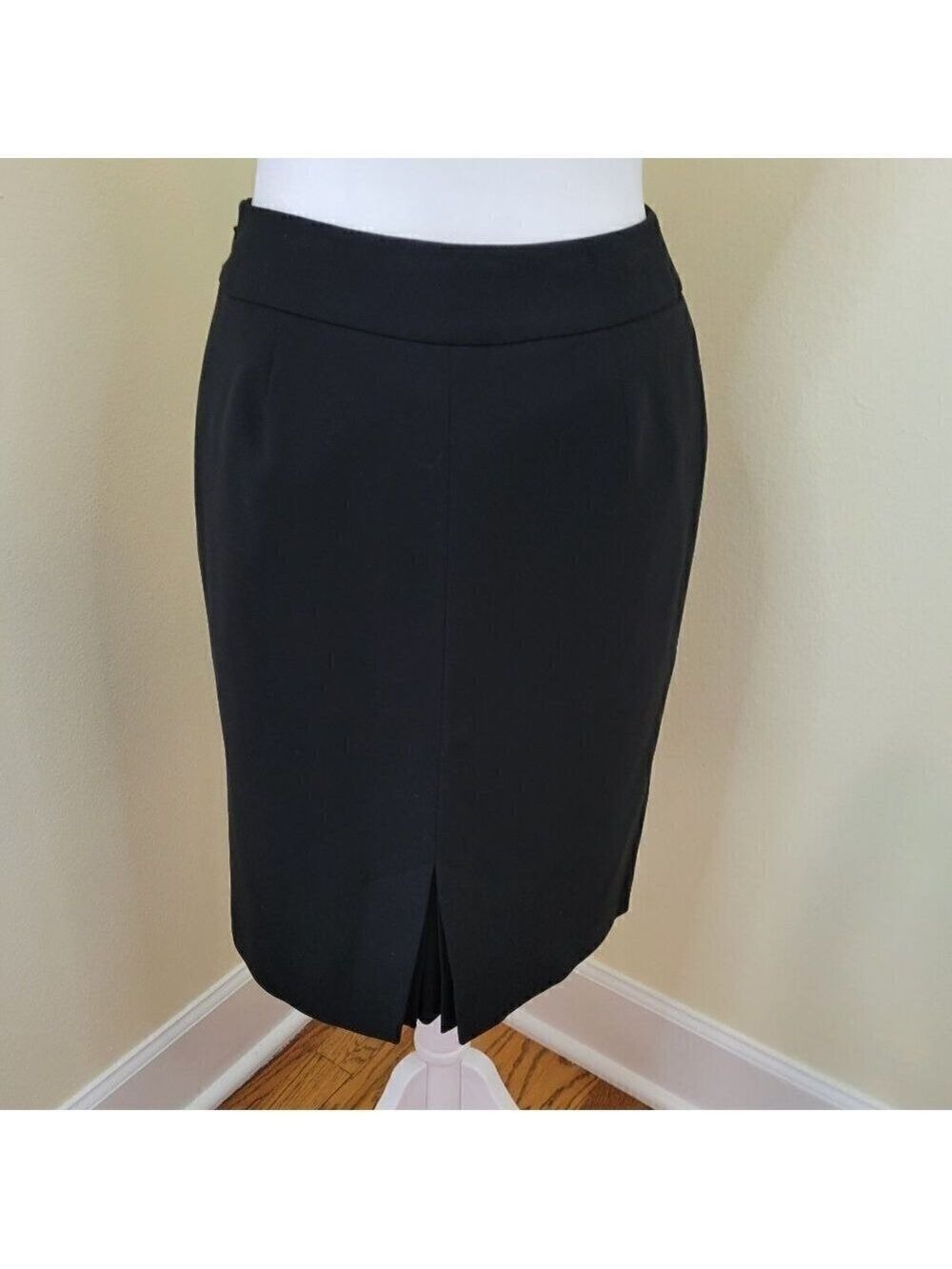 Ann Taylor Pencil Skirt Flat Front Black Business Career Wear Women's Size 0P - Picture 4 of 12